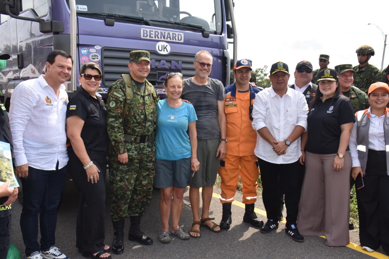 Más de 210 uniformados en al menos 25 parroquias. Foto Alcaldía de Neiva.