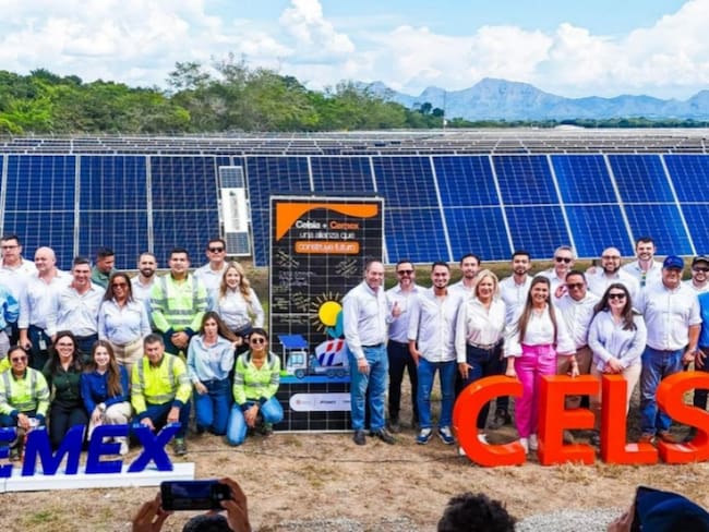 Energía solar cubrirá el 25 % del consumo de la planta Caracolito de Cemex en Ibagué