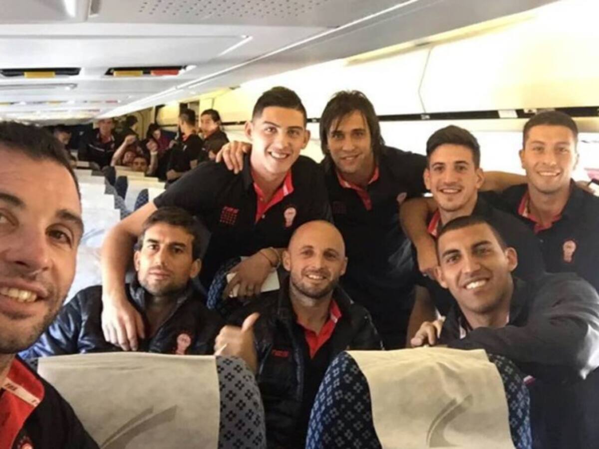 Huracán se instala en Medellín para afrontar el juego de vuelta