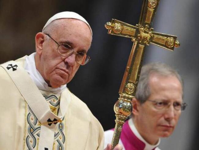Santos agradece al papa Francisco apoyo permanente a la paz