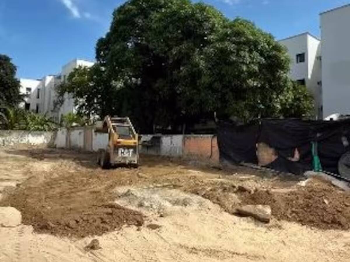 Obrero murió en construcción del barrio Crespo tras quedar atrapado por un alud de tierra