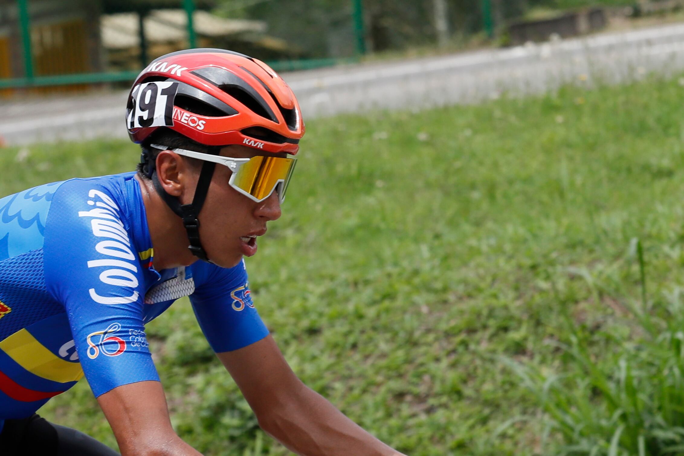 AMDEP6870. COTA (COLOMBIA), 10/02/2024.- El colombiano Egan Bernal de la Selección Colombia compite en la quinta etapa de la carrera ciclística Tour Colombia 2024 hoy, en Cota (Colombia). EFE Carlos Ortega