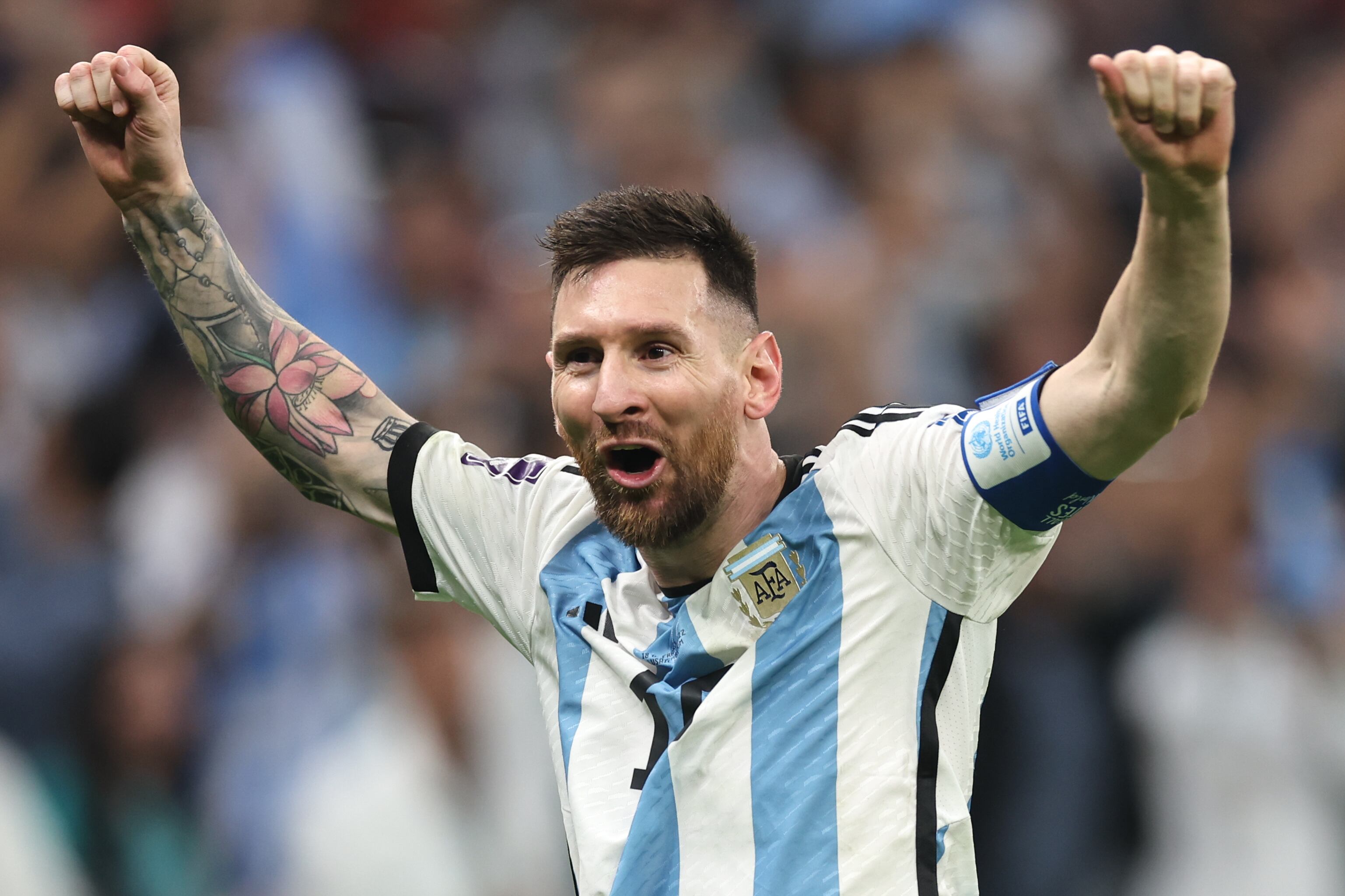 Lionel Messi abotó dos de los tres goles que marcó Argentina. (Photo by Matthew Ashton - AMA/Getty Images)