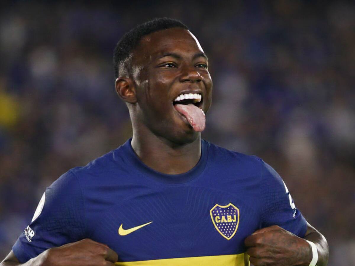 Boca Juniors espera por Marino Hinestroza: esto dijeron Riquelme y el DT sobre su llegada