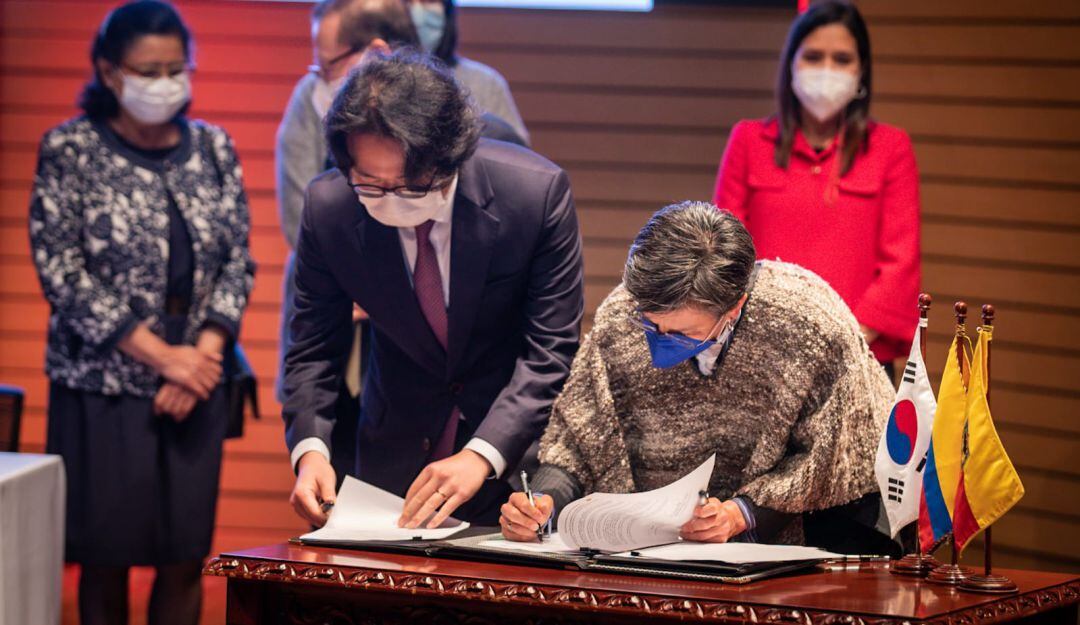 Bogotá recibe donación de Corea para la atención del Post-Covid 