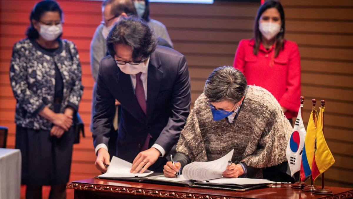 Bogotá recibe donación de Corea para la atención del Post-Covid