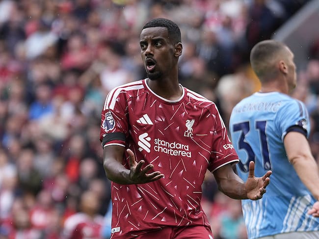 Liverpool sigue sin ganar en la Premier League: así quedó la tabla de posiciones. (Photo by Peter Byrne/PA Images via Getty Images)