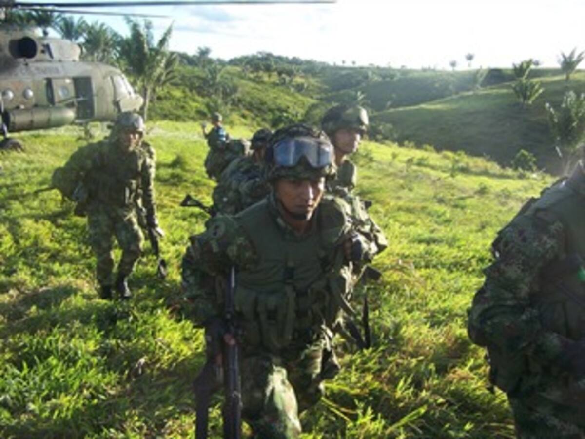 Cuatro policías muertos tras ataque de presuntos miembros de las Farc en Segovia, Antioquia