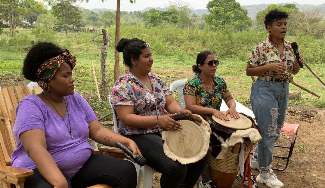Mujeres restituidas de Sucre y Bolívar muestran talentos en arte y cultura