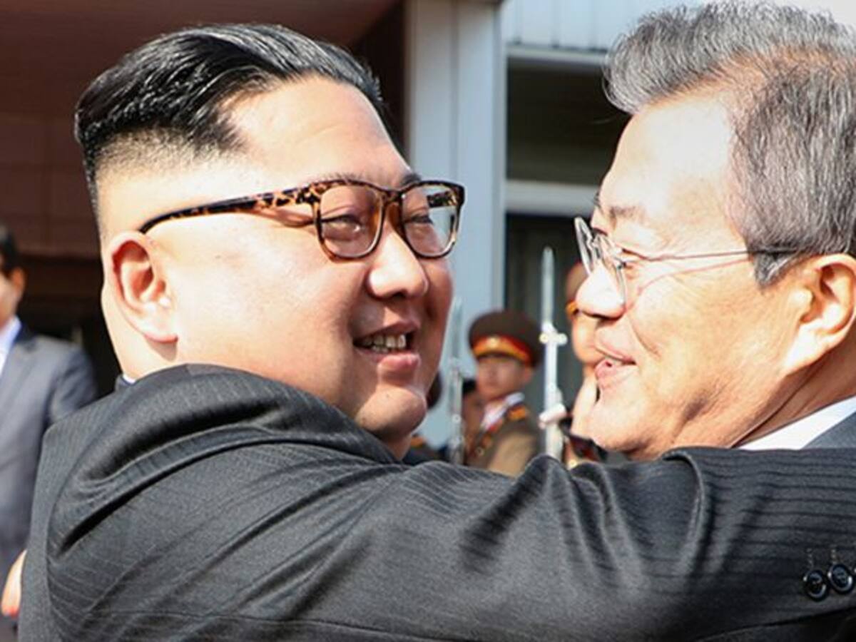 Presidentes de las dos Coreas se reúnen para hablar de la cumbre con Trump