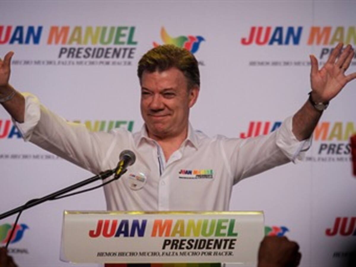 Le vamos a pedir a López, Ramírez y Peñalosa que se unan a la paz: Santos