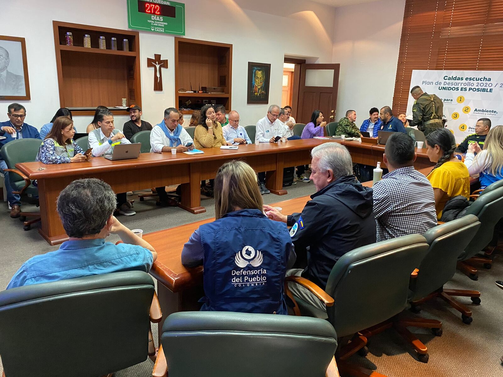 Puesto de Mando Unificado por actividad del volcán Nevado del Ruiz. Cortesía