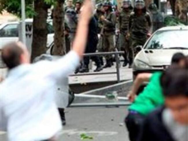 Detenido en Irán a un periodista de 'The Washington Times'