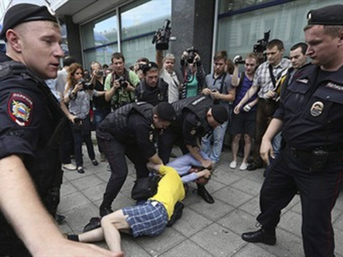 Rusia aprueba ley que prohíbe la propaganda homosexual entre menores de edad