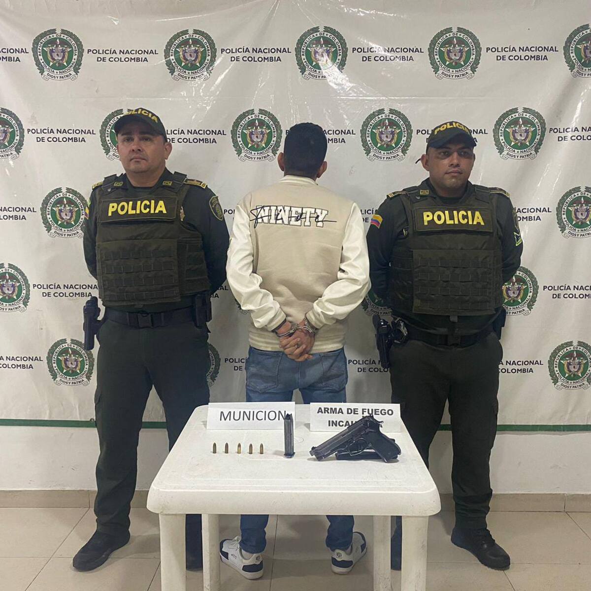 Capturan un hombre armado cuando caminaba por las calles del municipio de Guadalupe