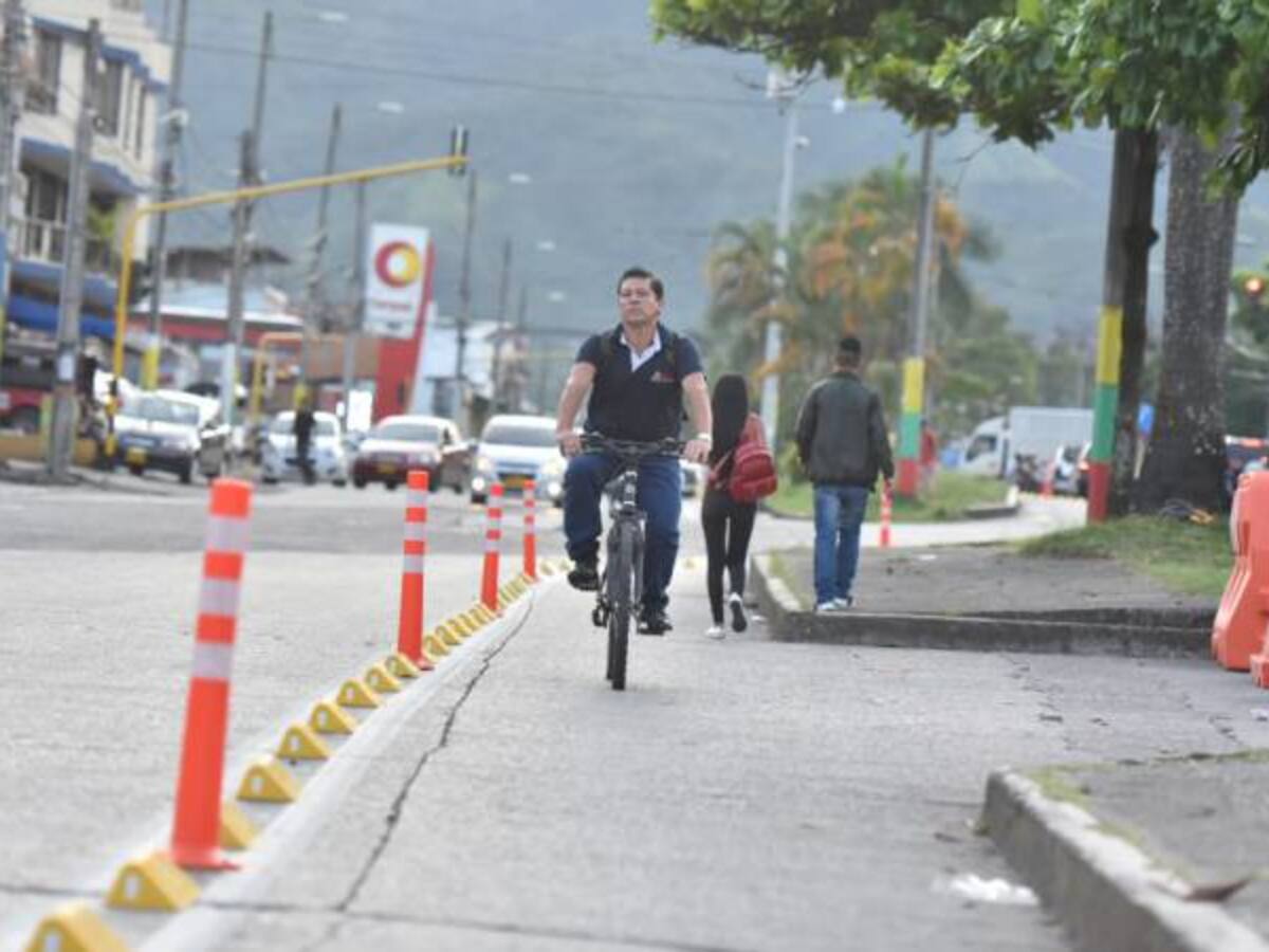 Avanza adecuación de bici-carril en la avenida Ferrocarril