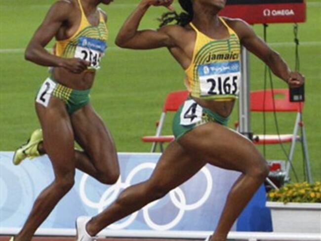 La jamaicana Shelly-Ann Fraser ganó el oro de los 100 metros planos. Isinbayeba perdió en la pértiga