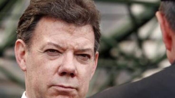 Justicia de Ecuador pide a Interpol arresto de ex ministro de Defensa