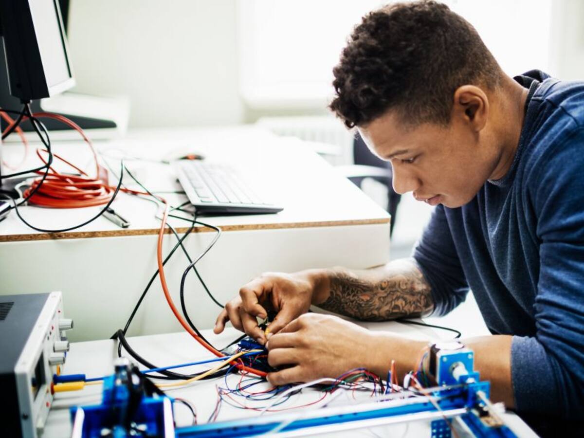 Conecta Empleo: la estrategia para formar 1.100 instructores del Sena