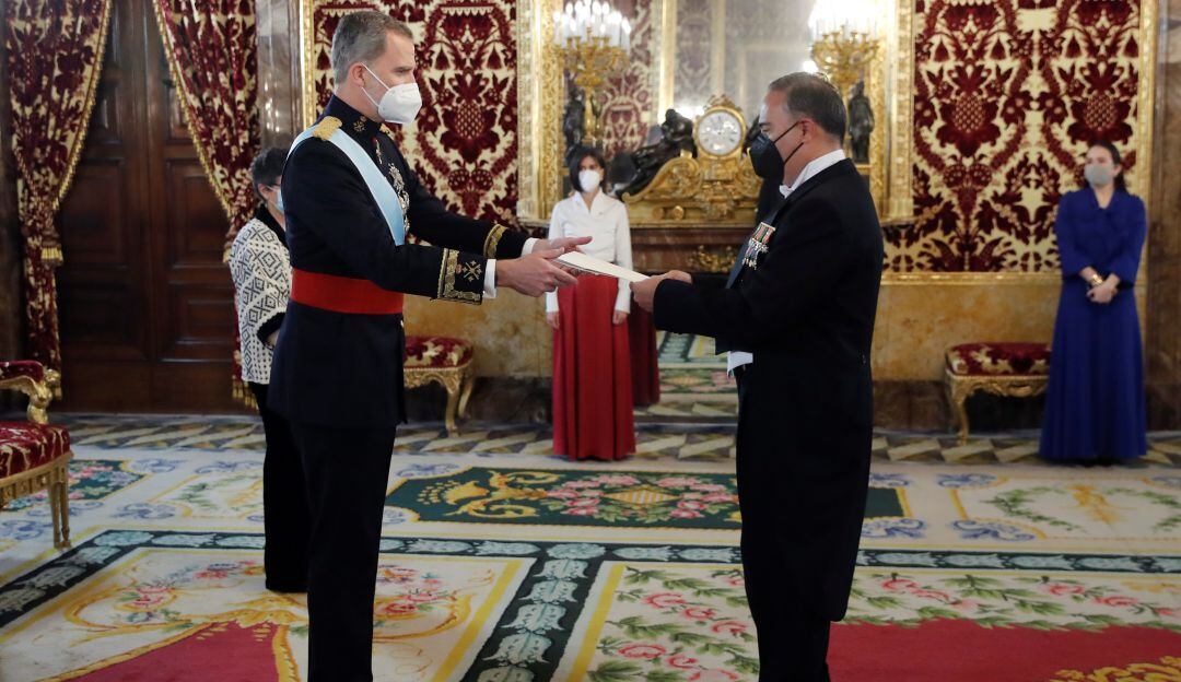 Luis Guillermo Plata entrega sus credenciales al rey Felipe VI