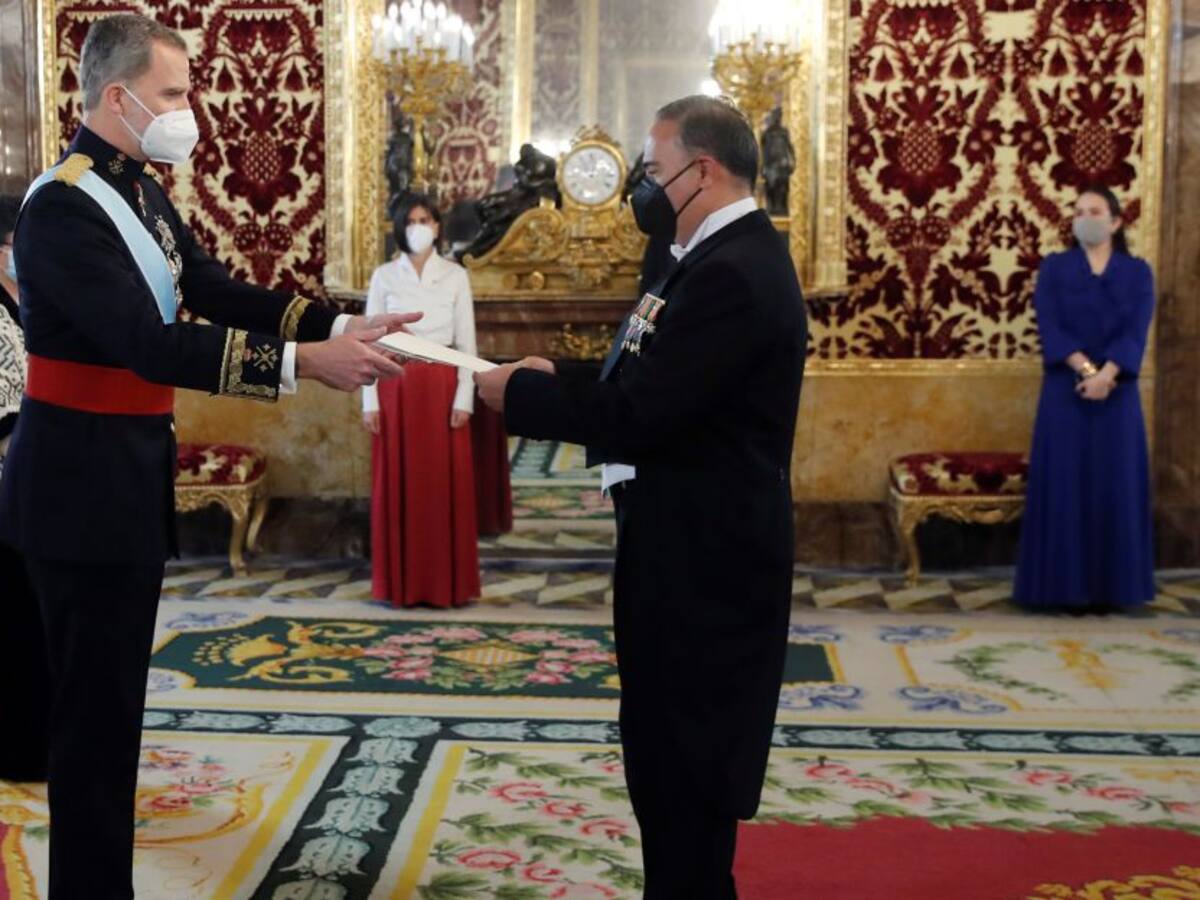 Luis Guillermo Plata presentó credenciales como nuevo embajador en España