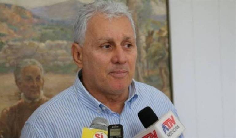 Alcalde Cesar Rojas