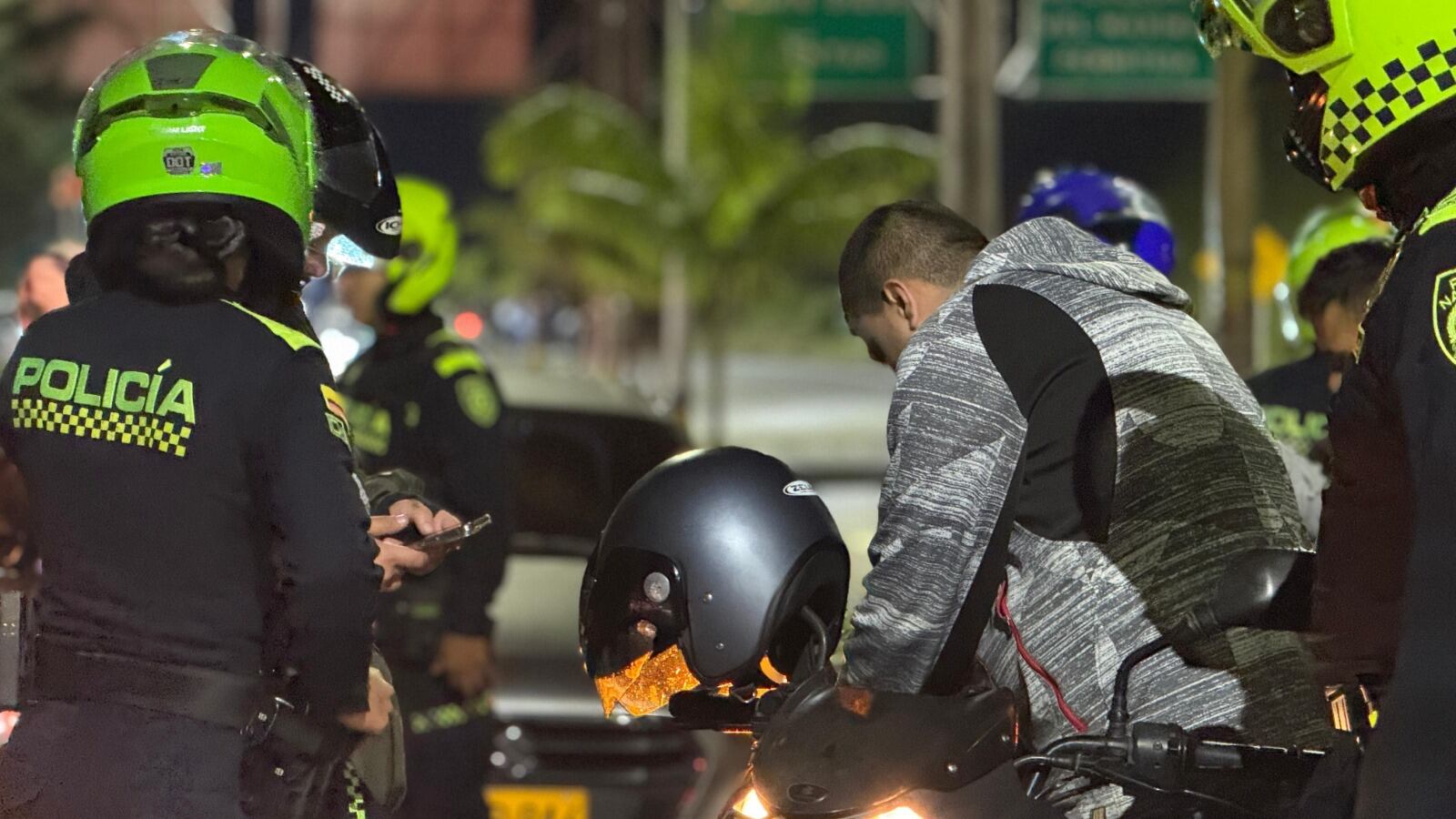 Operativos contra piques ilegales en Las Palmas, Medellín. Foto: Alcaldía
