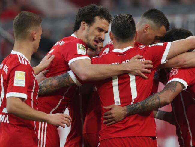 Con James, Bayern Múnich goleó 5-1 al Mönchengladbach