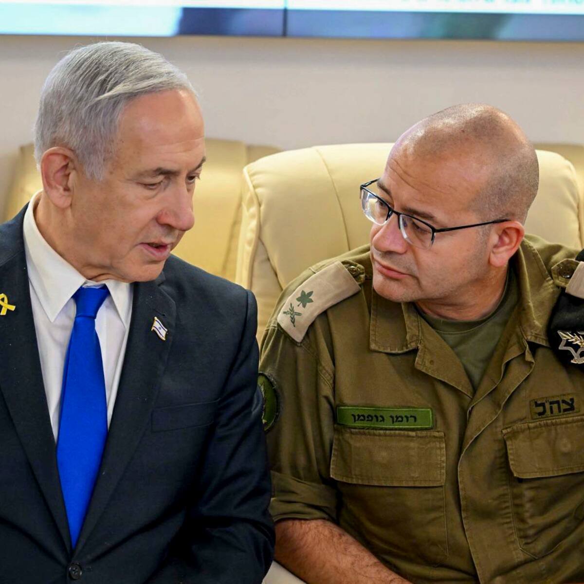 Netanyahu ordena negociar paz en Gaza mientras moviliza tropas al territorio palestino