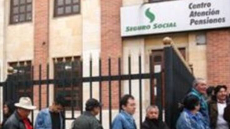 Seguro Social investiga si fraude de Santander se presenta en otras sucursales