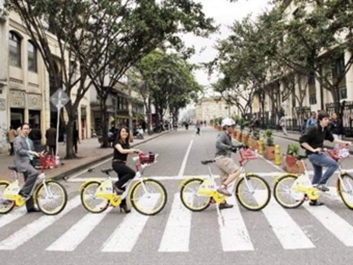 IDU defiende carriles exclusivos para bicicletas
