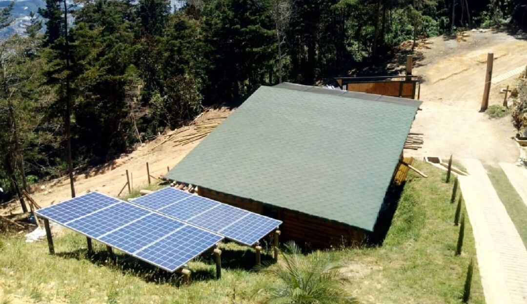 Vivienda en Santa Elena, Antioquia, con energía solar