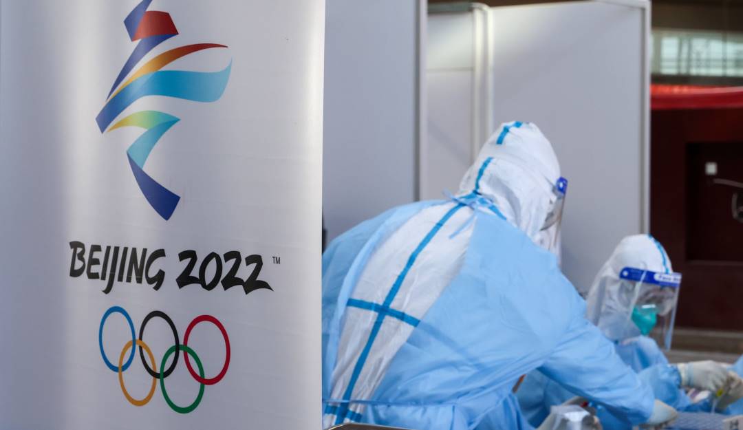 Controles para la llegada al aeropuerto de Pekín. Foto: Getty