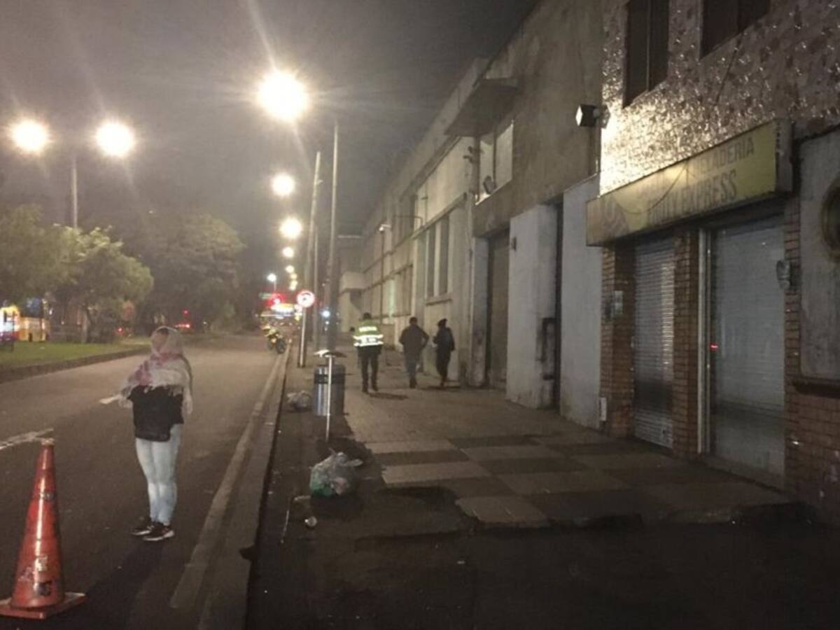 Amotinamiento en una estación de policía deja un detenido muerto