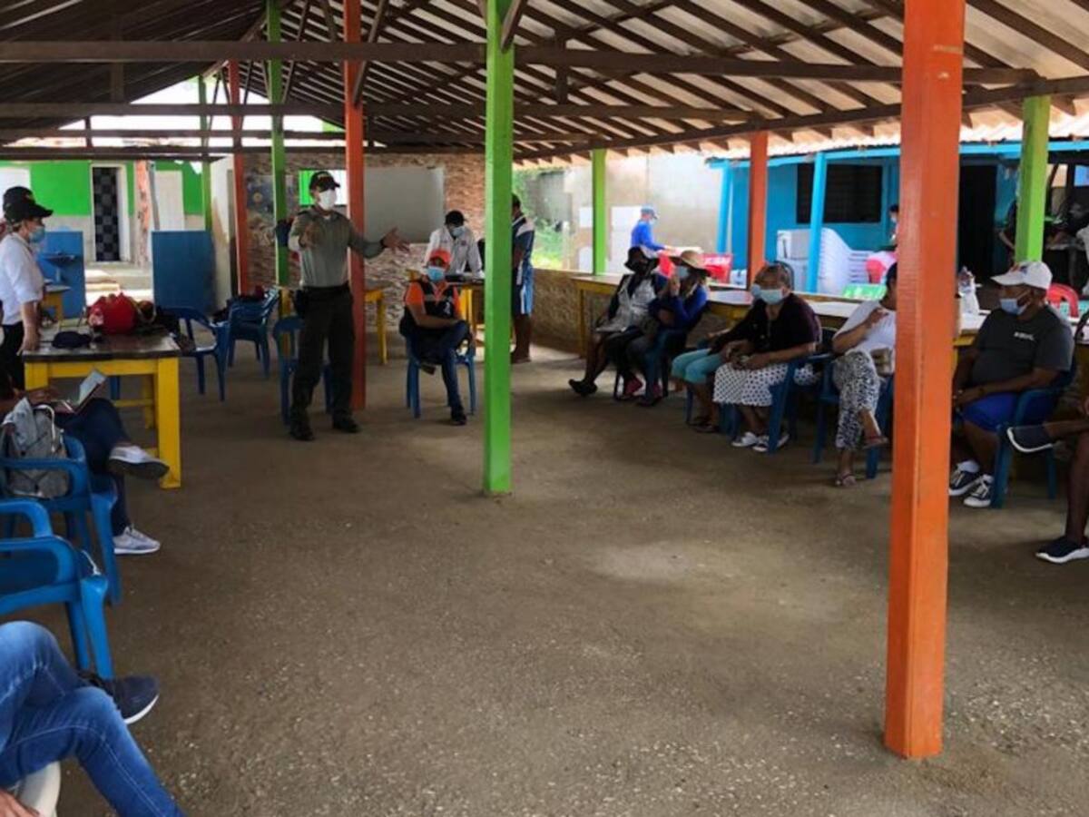 Formalizan a prestadores de servicios turísticos del sector de Playa Grande
