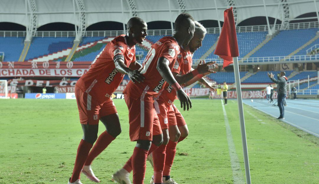 América de Cali sin casos de COVID-19 para la gran final del fútbol colombiano.