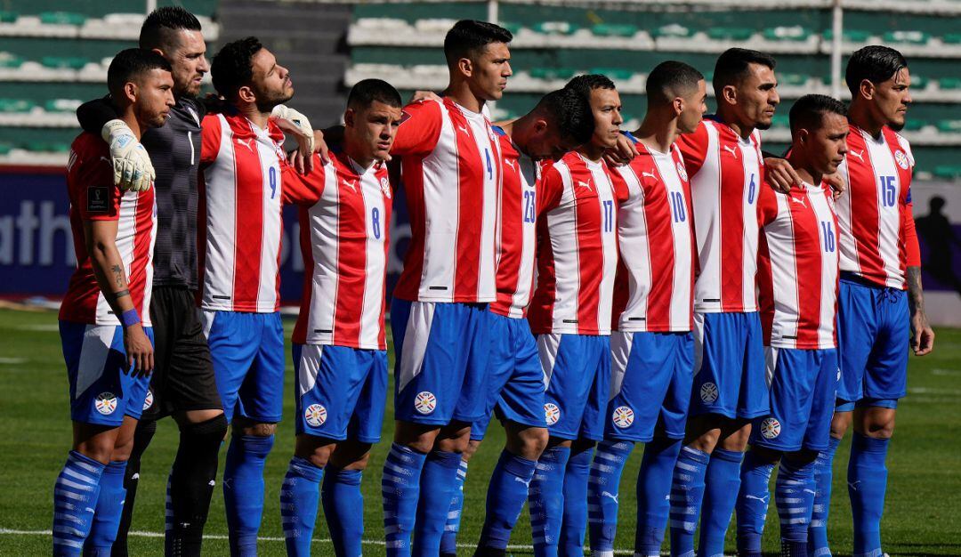 Paraguay anuncia sus convocados para enfrentar a Colombia y Chile.