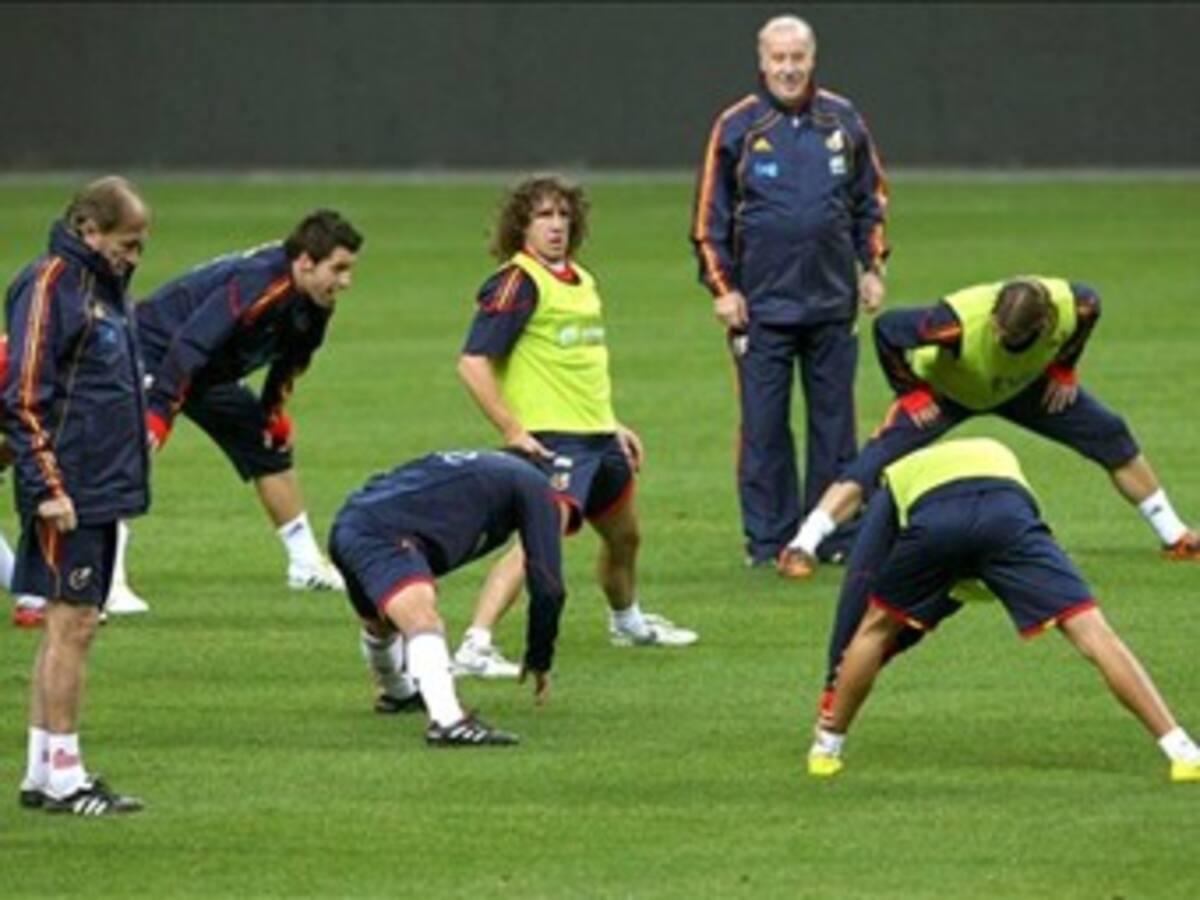 España comanda la clasificación de la FIFA seguida de Brasil y Argentina baja al noveno puesto
