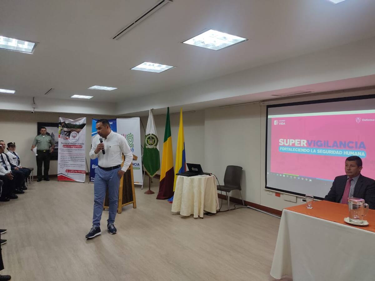 22 sanciones a conjuntos residenciales por contratar con empresas ilegales:Supervigilancia