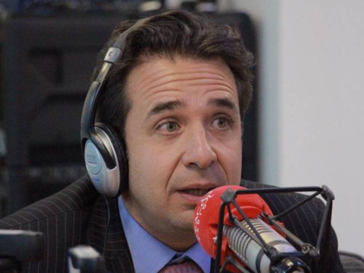 Electoralmente, De la Calle - Clara suma poco y resta mucho: Estrada