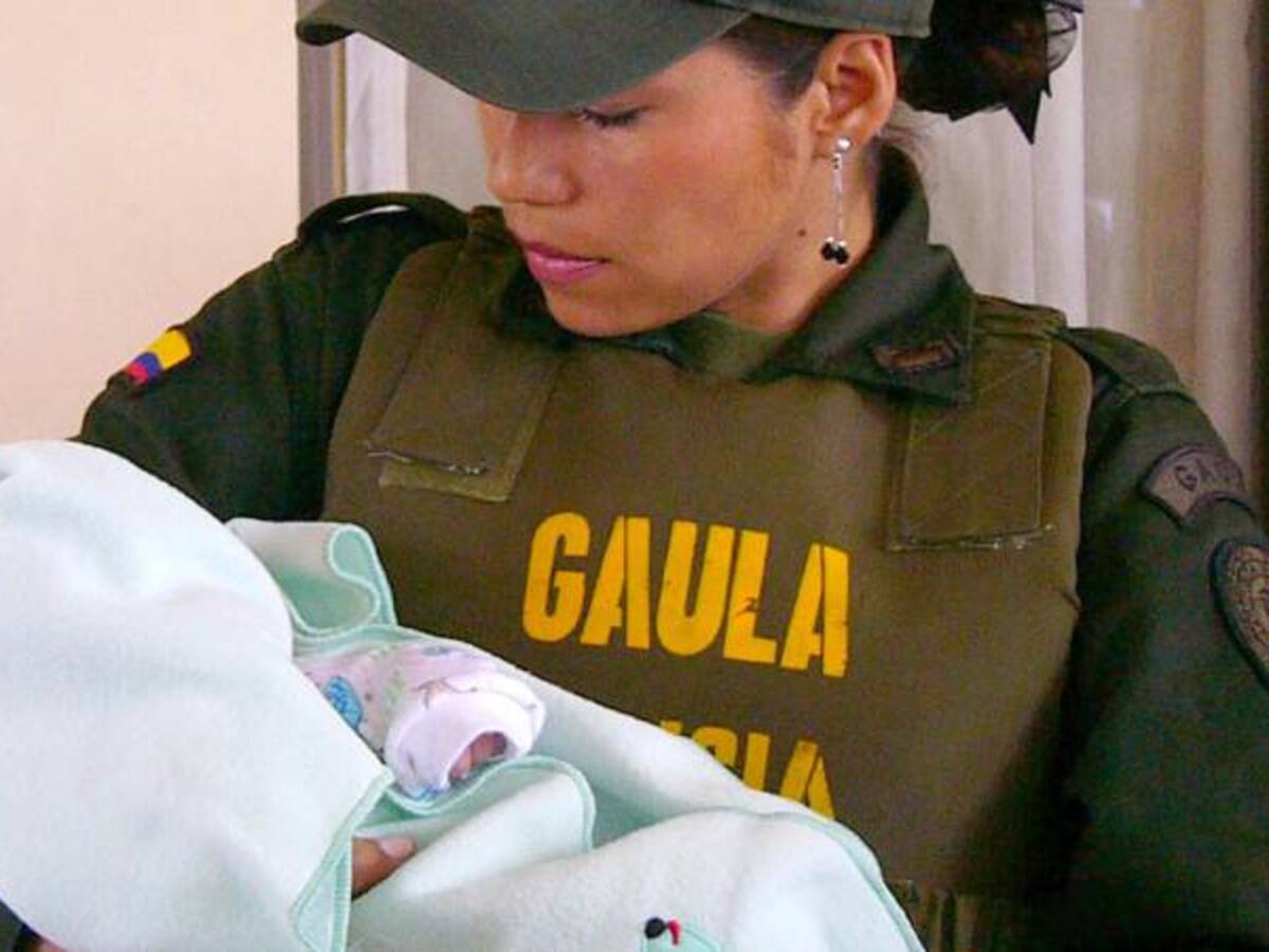 Un bebé de 10 días de nacido fue abandonado al cuidado de un habitante de la calle en Duitama