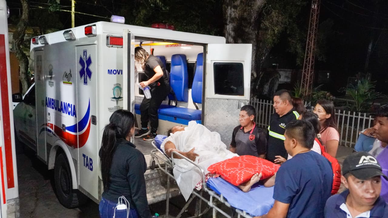 Traslado de heridos al hospital San Rafael del Espinal, Tolima