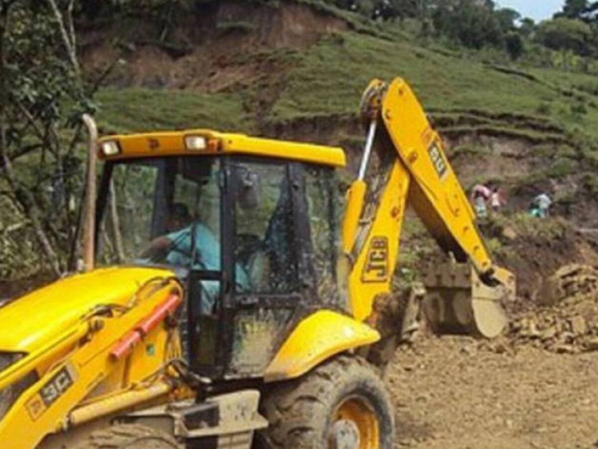 400 afectaciones viales atendemos por las lluvias: Invías