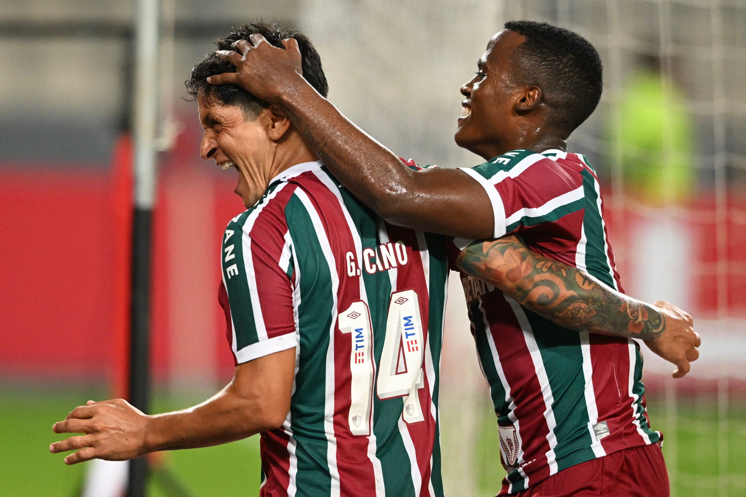 Germán Ezequiel Cano junto con Jhon Arias en Fluminense. (Photo by ERNESTO BENAVIDES / AFP) (Photo by ERNESTO BENAVIDES/AFP via Getty Images)
