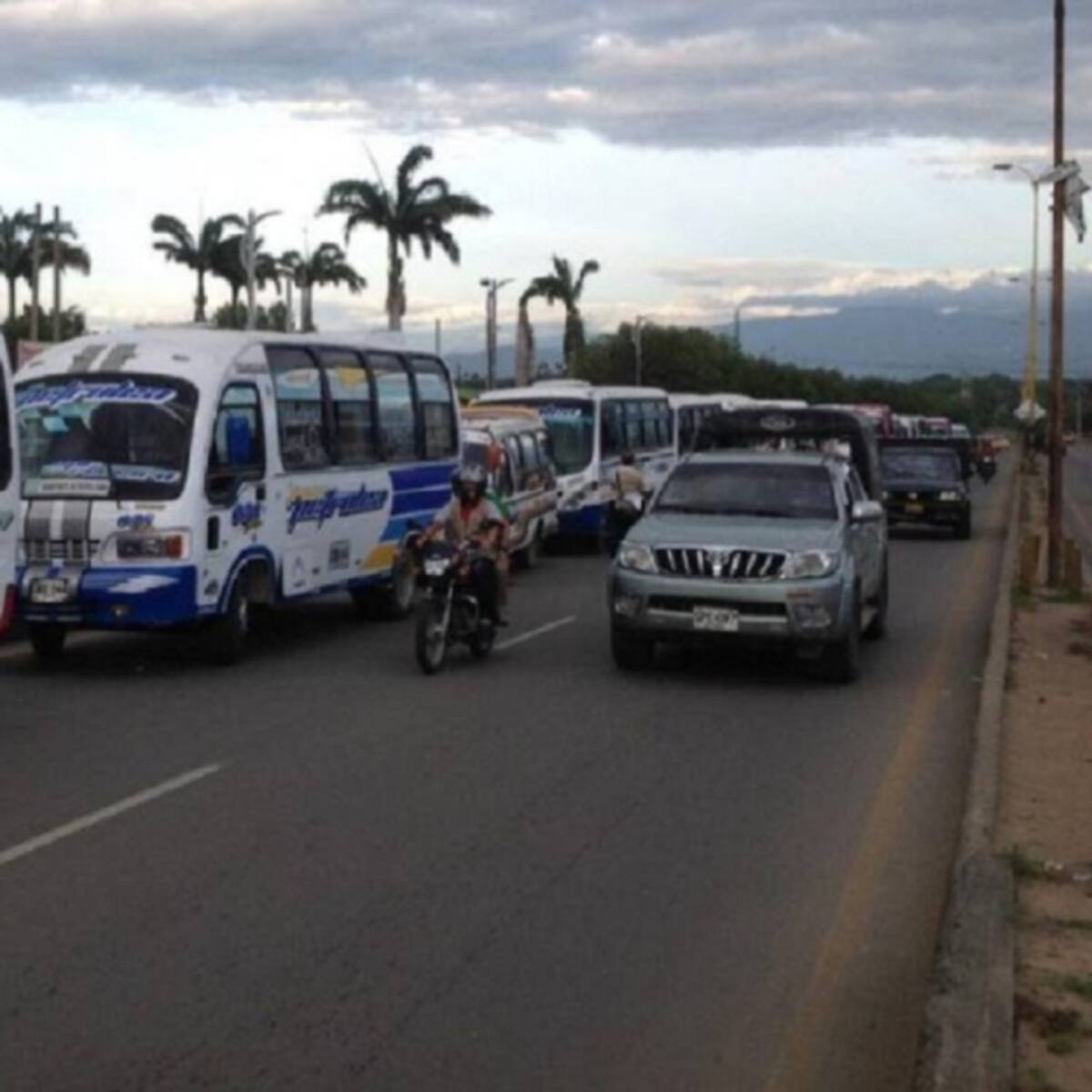 Transporte público califica de inoportunas las tarifas