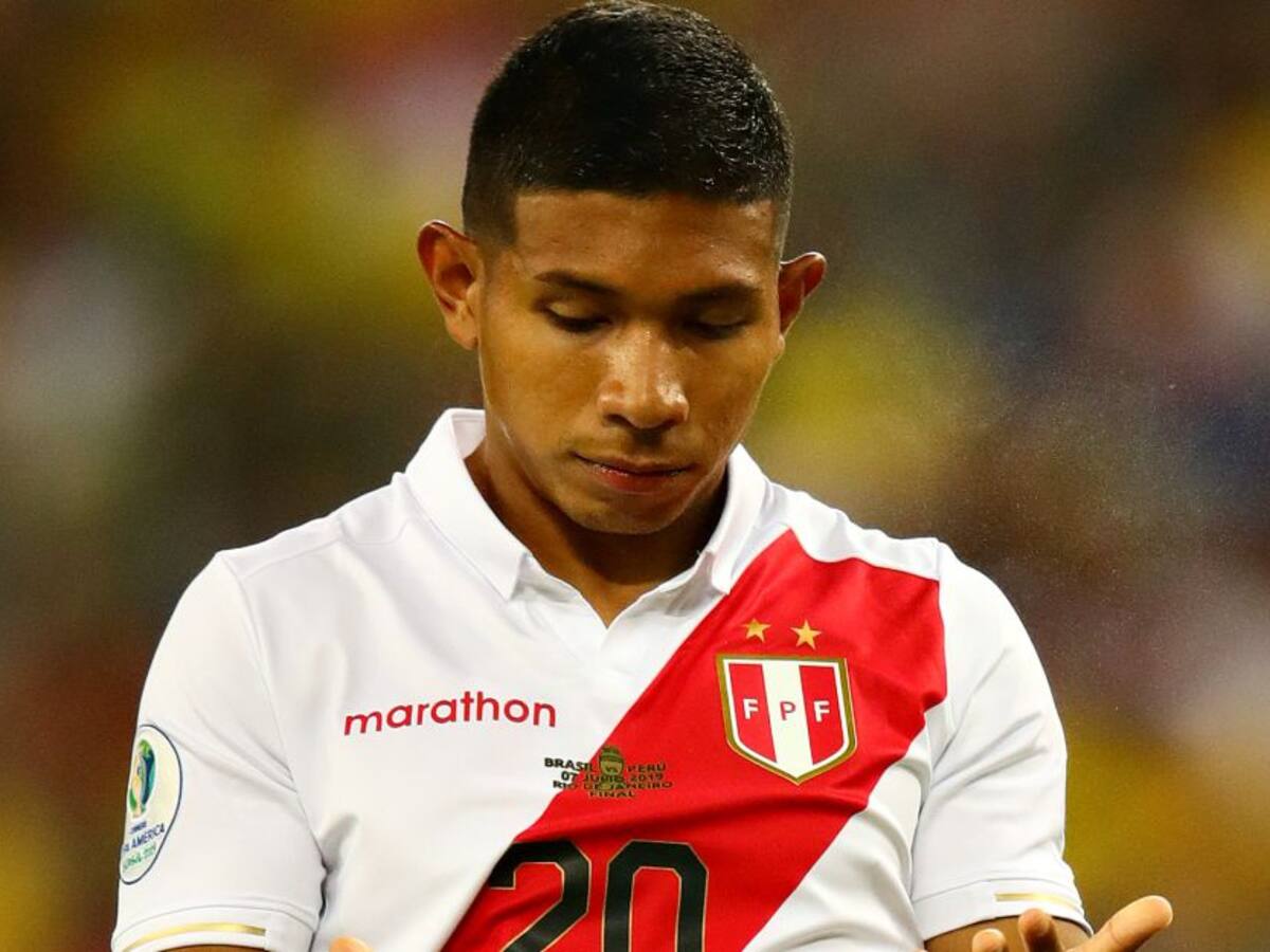 Dos bajas importantes de Perú para enfrentar a Colombia