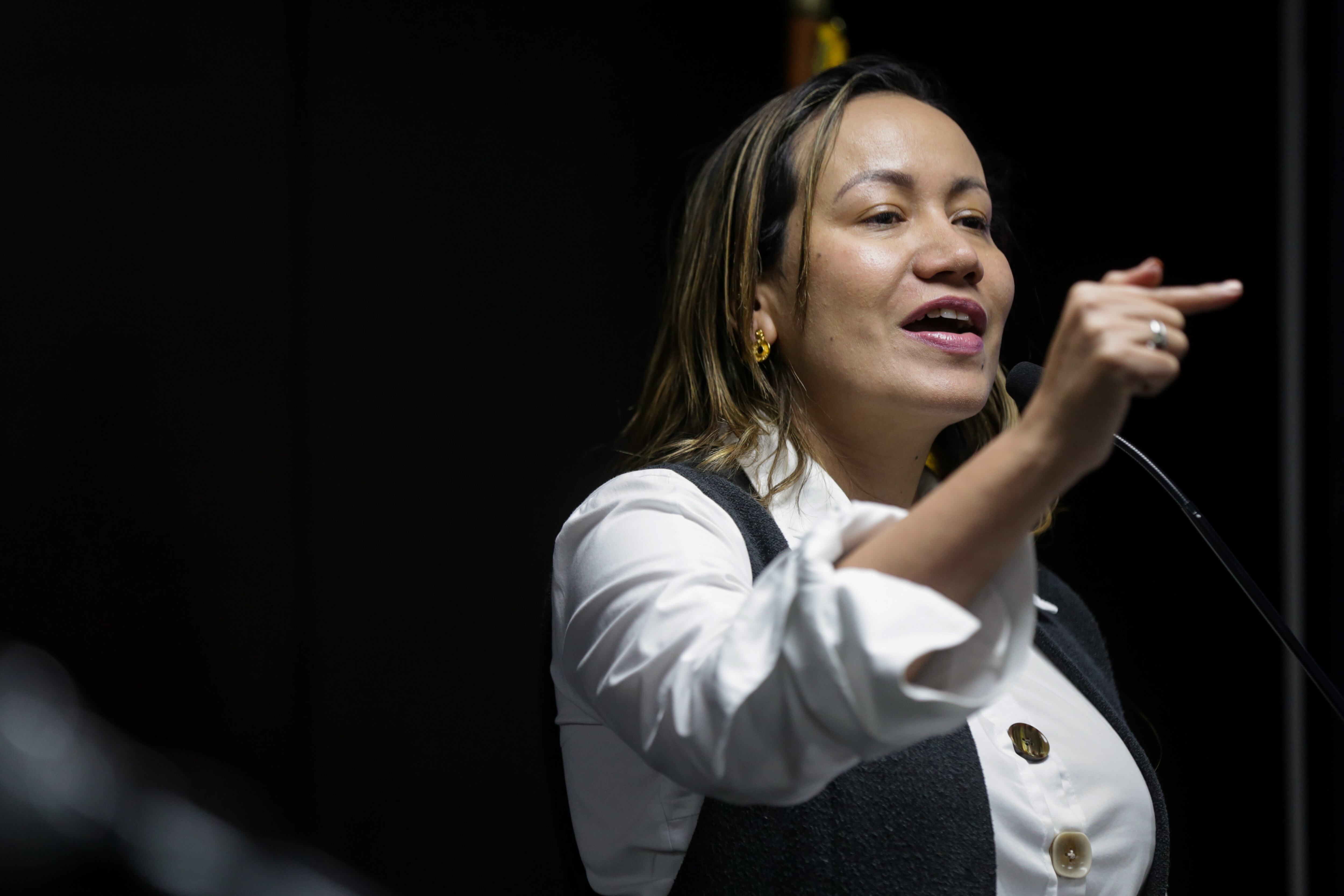 La ministra de Salud, Carolina Corcho, salió en defensa de la Reforma a la Salud que radicará el Gobierno Petro en febrero (Colprensa-Mariano Vimos)