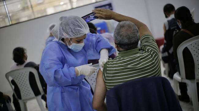 En Planadas, zona con cobertura 4G de Claro, avanza vacunación contra la COVID