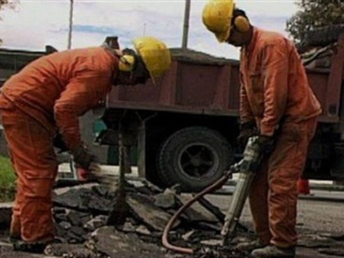 En firme caducidad al contratista Conexión por obra de la calle 94