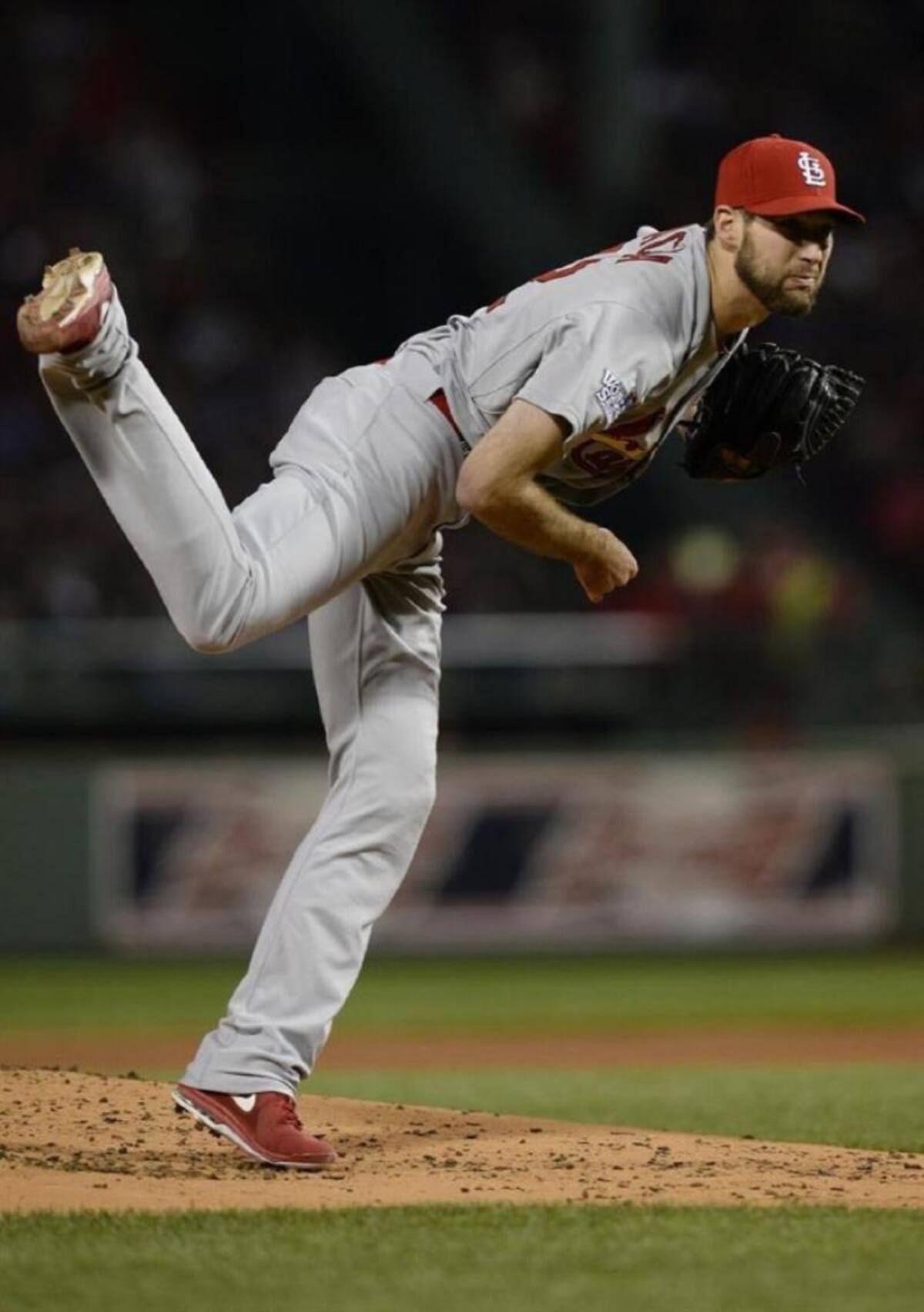 John Lackey, por los Medias Rojas de Boston, y Michael Wacha, por los Cardenales de San Luis, protagonizaron la segunda noche de la Serie Mundial, que también se disputó en el Fenway Park de Boston.